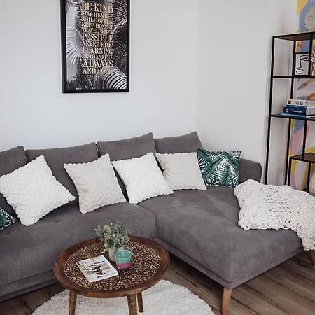Cozy Dreams: Deluxe 2-Zimmer-Apartment -Kueche Nürnberg Eksteriør billede